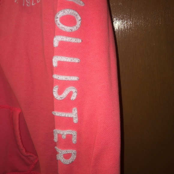 3/$20 SELECT OUTERWEAR Hollister coral sweater - Picture 2 of 2